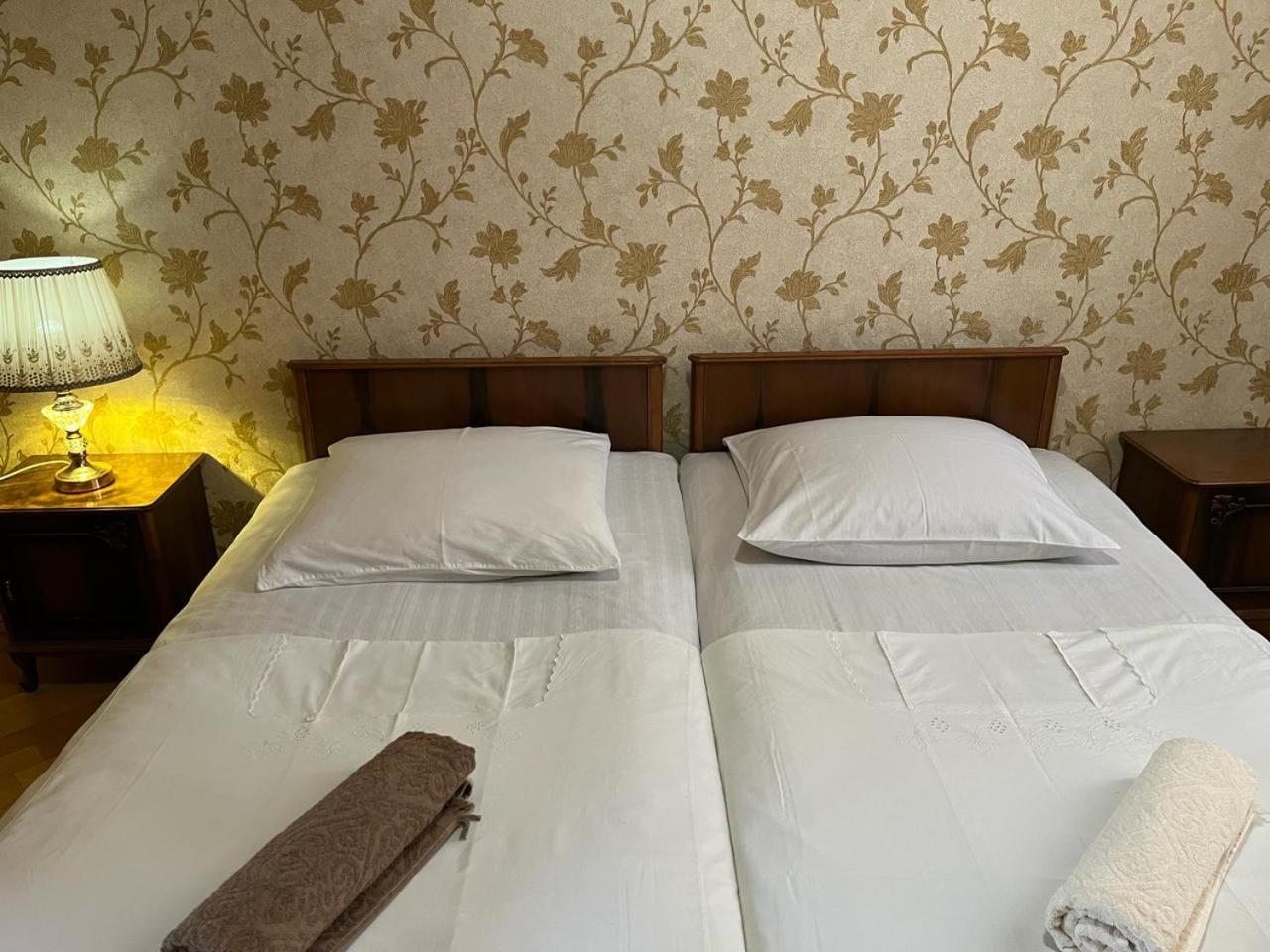 Guest House Levan II Dadiani Zugdidi Extérieur photo