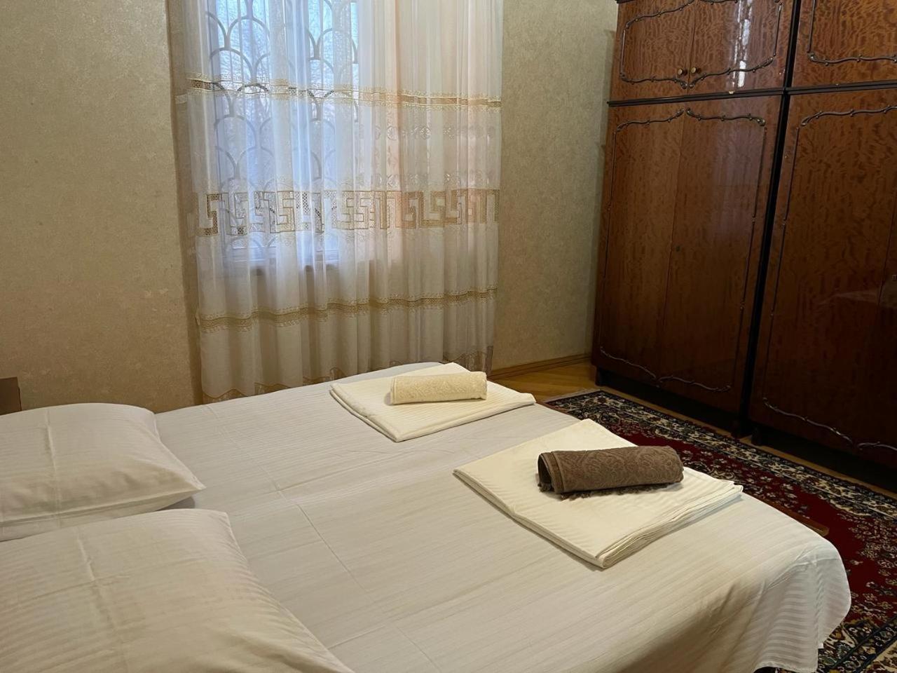 Guest House Levan II Dadiani Zugdidi Extérieur photo