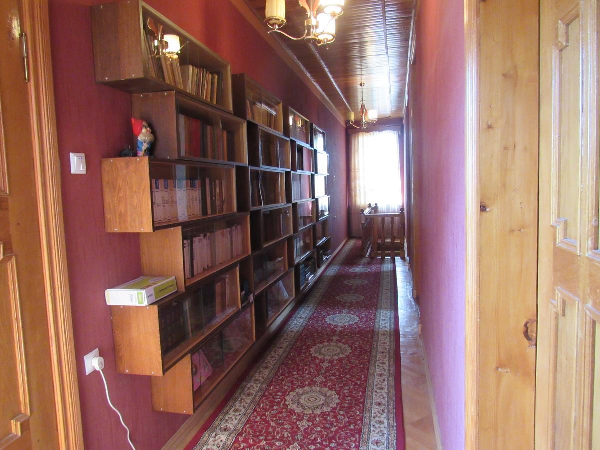 Guest House Levan II Dadiani Zugdidi Extérieur photo
